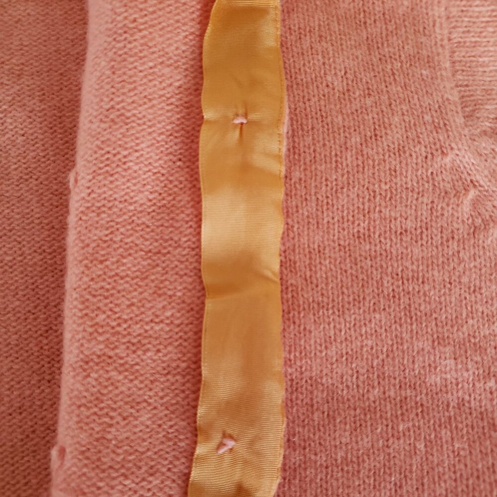 EUC women's lambs wool sweater small - Picture 3 of 11